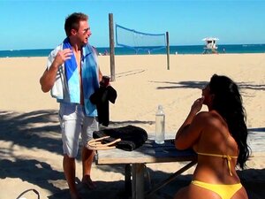 MilfHunter - Dans le jardin de roses, Levi et moi avons coupé court