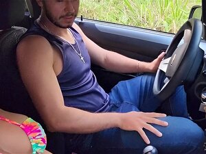 Un Inconnu a réparé ma voiture, par gratitude je lui donne une bonne