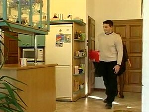 Julia Taylor baise un administrateur par PiZ