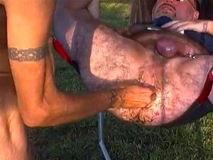 baise de fisting en plein air