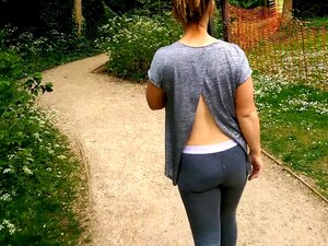 J'adore baiser dehors avec une belle récompense de sperme