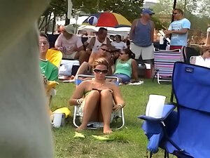 collants mini-jupe roses