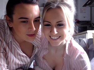 Lesbiennes amateurs anglaises fraîches que tu aimes