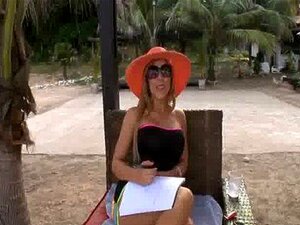 04 La milf latina blonde baise son nouveau mec 23