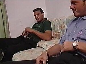 Film porno vintage avec double double pénétration faciale, film