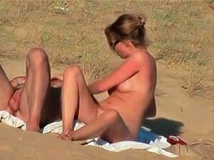 Paire française sur la plage, version complète,