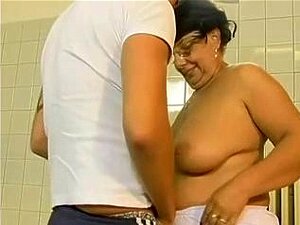 Mamie Bien En Chair Baise