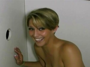 Gloryhole amateur suce et baise