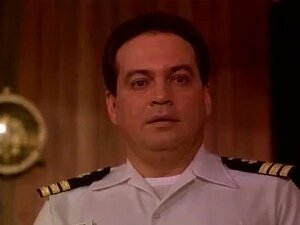 Plongez dans le monde sulfureux d'Emmanuelle, où les désirs prennent