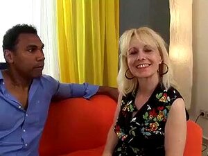 Une femme blanche avec une soixantaine de choses veut du black fuck