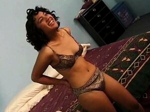 EDPOWERS - Ebony Tami Kahn se fait pilonner dans un casting de grosses