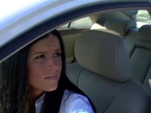 India Summer in Brunette India Summer Baisée par un Shlong noir -