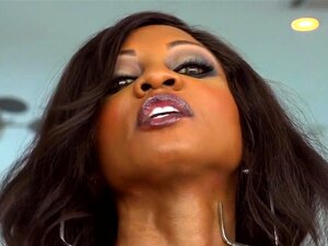 Diamond est la meilleure amie d'une bite, Diamond Jackson est une