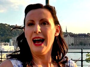 Lesbienne mature soixantenines avec une nana européenne, Classe