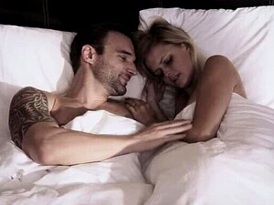 Plongez dans les fantasmes interdits d'un pervers et de son désir