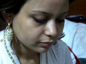 La sexy pakistanaise Saira Khan baise maison avec son mari