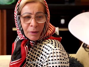 vieille grand-mère prête pour une sodomie bizarre