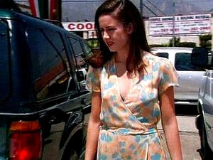 filles, dans un gangbang et avalant du sperme 25