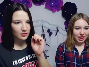 Laissez-vous emporter par la passion dévorante entre deux belles