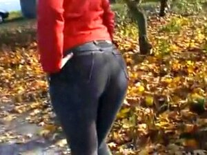 Cul serré Jean Brunette. Cul serré Jean Brune