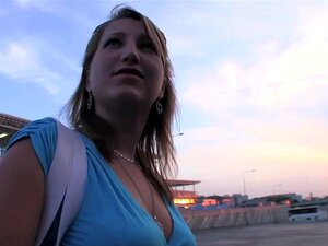 PublicAgent HD Si crédule, si stupide, tellement penchée et baisée