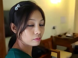 Salope asiatique aux seins laiteux ericka 2020