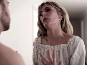 MILF en chaleur rejoint un trio torride avec son beau-fils et sa