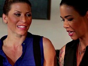 MILF asiatique SweetHeart se fait tributer et lécher les pieds