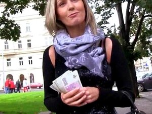 La babe européenne amateur Blanka Grain se fait baiser et reçoit une