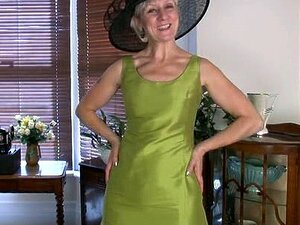 Une maman mature partage sa première vidéo coquine