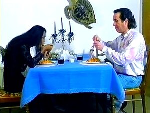 Mange-la bien sur la table - Sascha Production