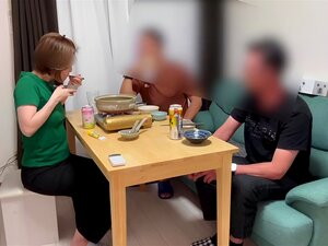  Jeu multiple  Quand son aîné est venu au repas et a répondu avec