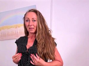 La belle-mère que j'aimerais baiser Majda ne peut pas arrêter de se