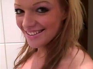 Papa- C'est une bonne suceuse de bites