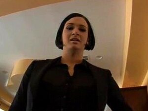 Miss Tory Lane Professeur d'Anglais