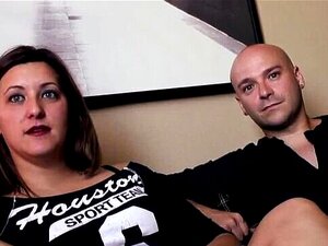 Des couples échangent leurs clubs contre du porno. Sandra et Javi