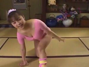 L'incroyable fille japonaise An Takahashi dans la fille solo la plus