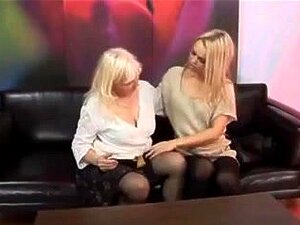 La délicieuse Thant fraîche (TYT) attache une femme mûre. Une