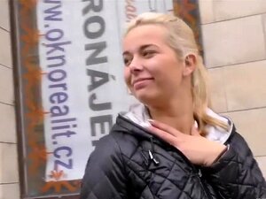 HUNT4K. Hunter prend le bon moment pour séduire une jolie blonde
