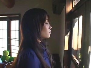 Le modèle japonais en chaleur Iori Uno dans la scène JAV du couple