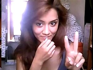 mignonne cam strip-tease