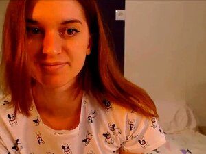 Tellement fraîche, la meilleure chatte HD de 18 ans, zoom jamais vu.